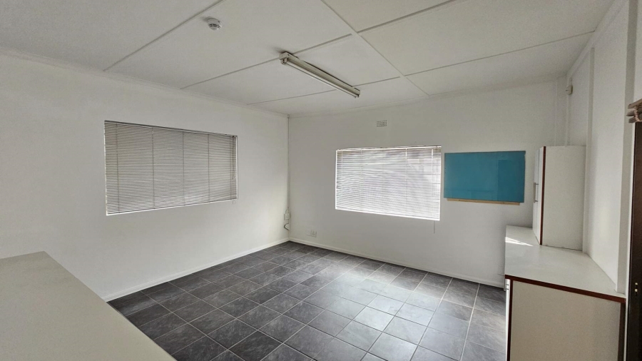 To Let commercial Property for Rent in Beaconvale Western Cape